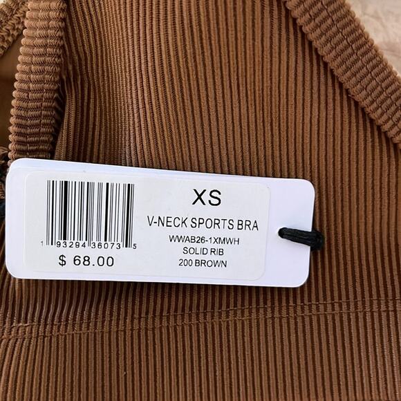 WeWoreWhat Sports Bra Brown V-Neck Ribbed Crop Top Stretch XS NWT - Picture 6 of 6